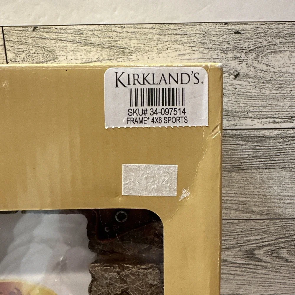 KIRKLAND'S Textured‎ 3D 4x6